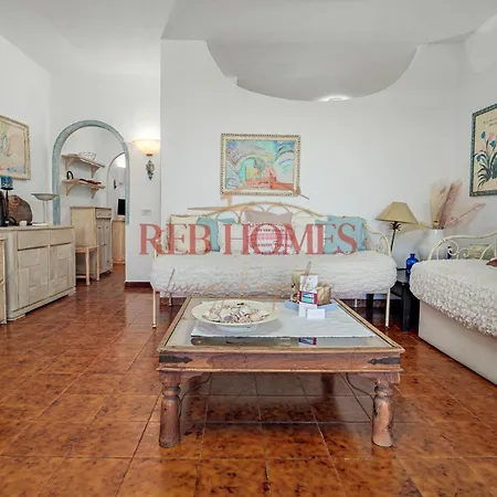 Lunamaris Marineledda Apartman *